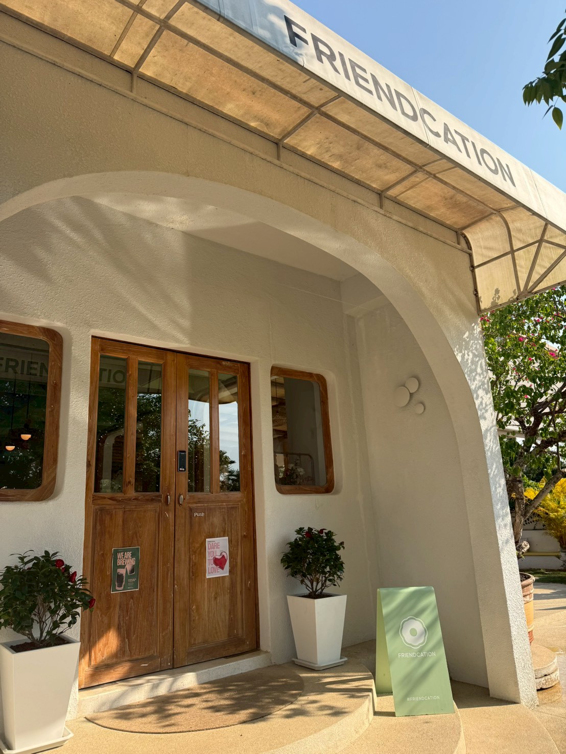 The arched entrance to Friendcation